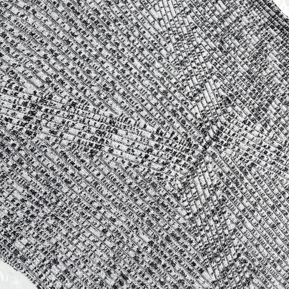 Dynamite Dress - Picture 4 of 7